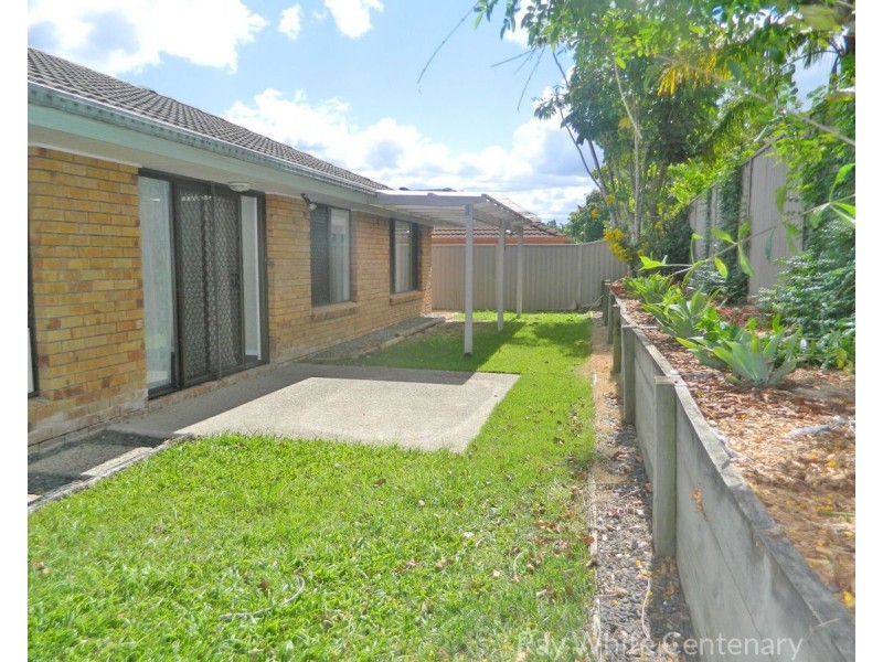 55 Pallert Street,, Middle Park QLD 4074