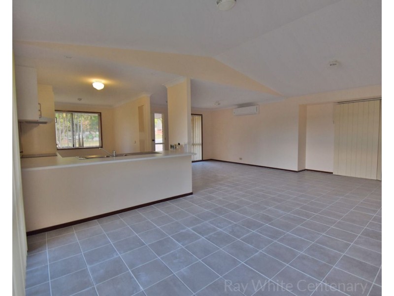 1 Hercules Place, Sinnamon Park QLD 4073