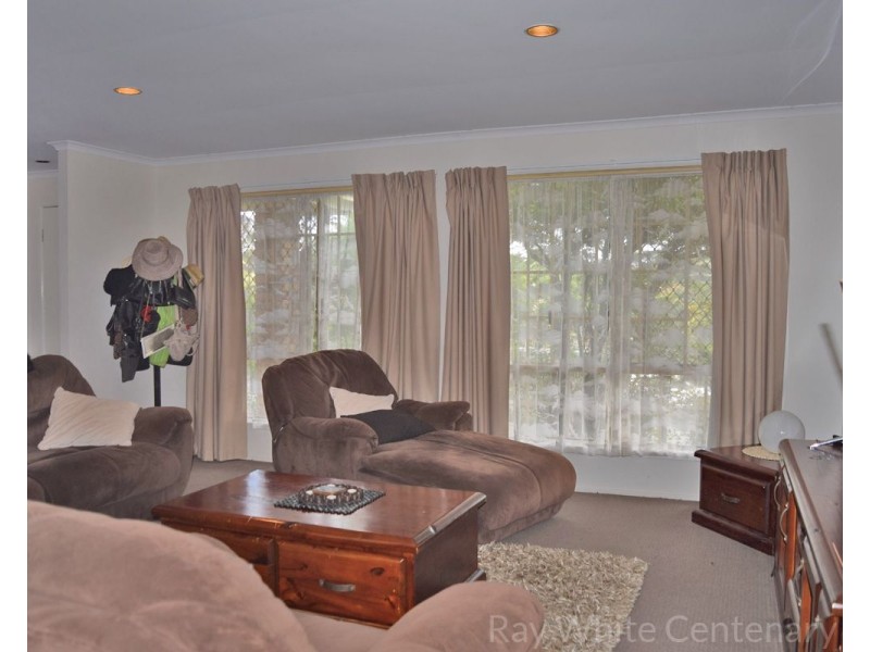 86 Gertrude McLeod Crescent, Middle Park QLD 4074