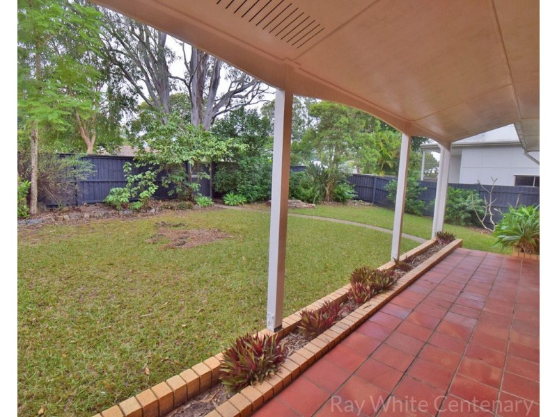 31 Kenmore Road, Kenmore QLD 4069
