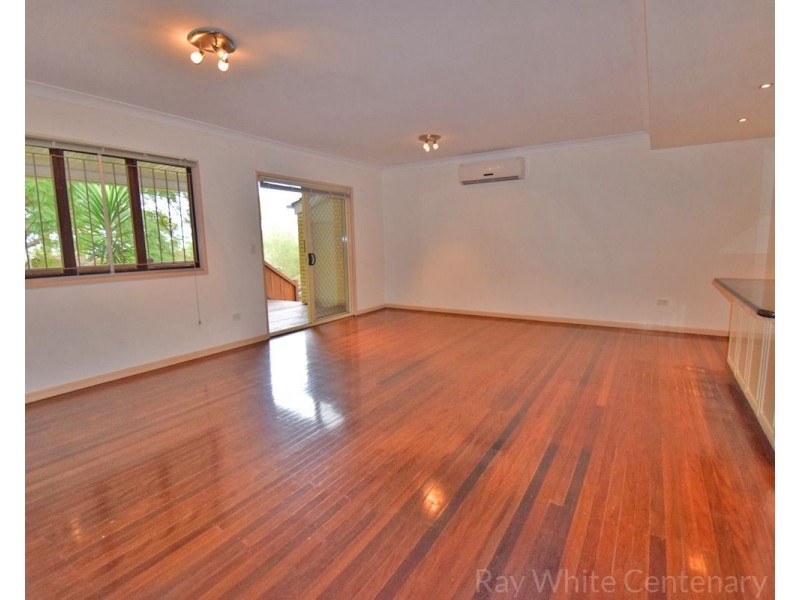 31 Kenmore Road, Kenmore QLD 4069