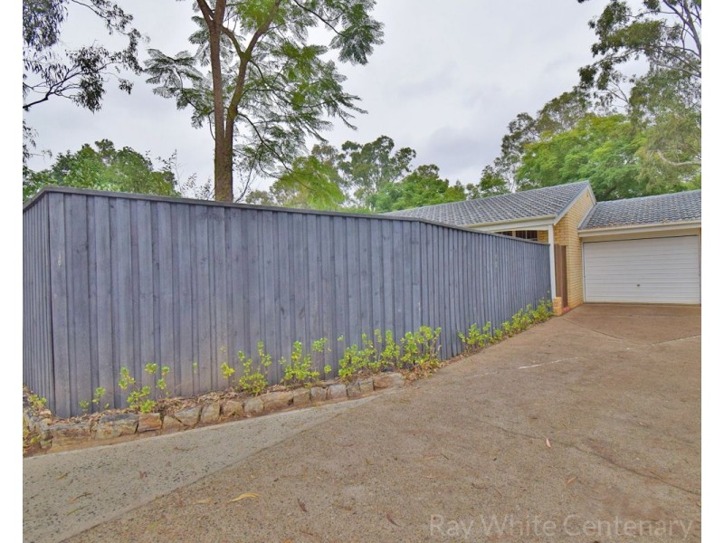 31 Kenmore Road, Kenmore QLD 4069