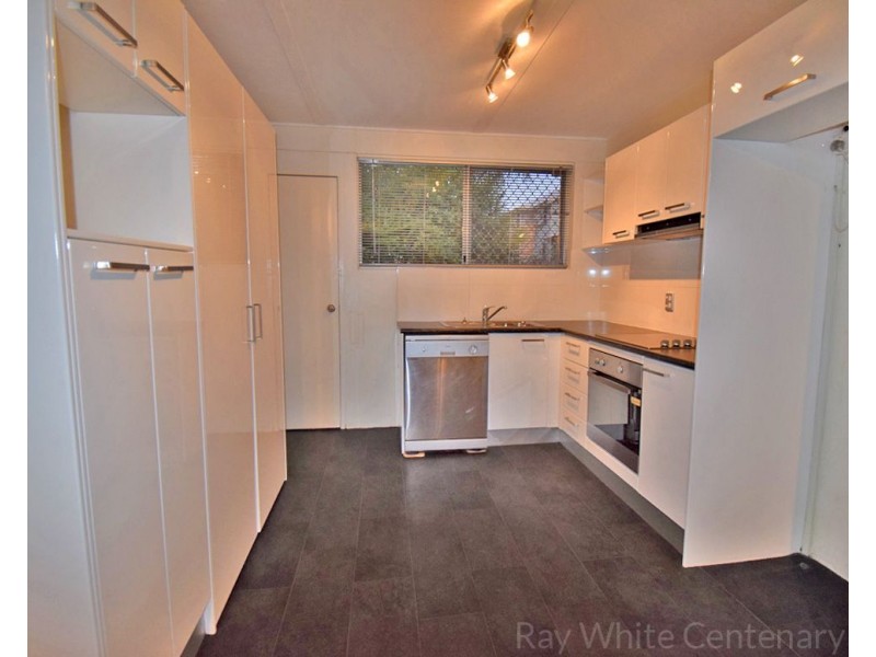 4/14 Short Street, Ipswich QLD 4305