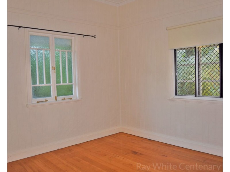 24 Booval Street, Booval QLD 4304