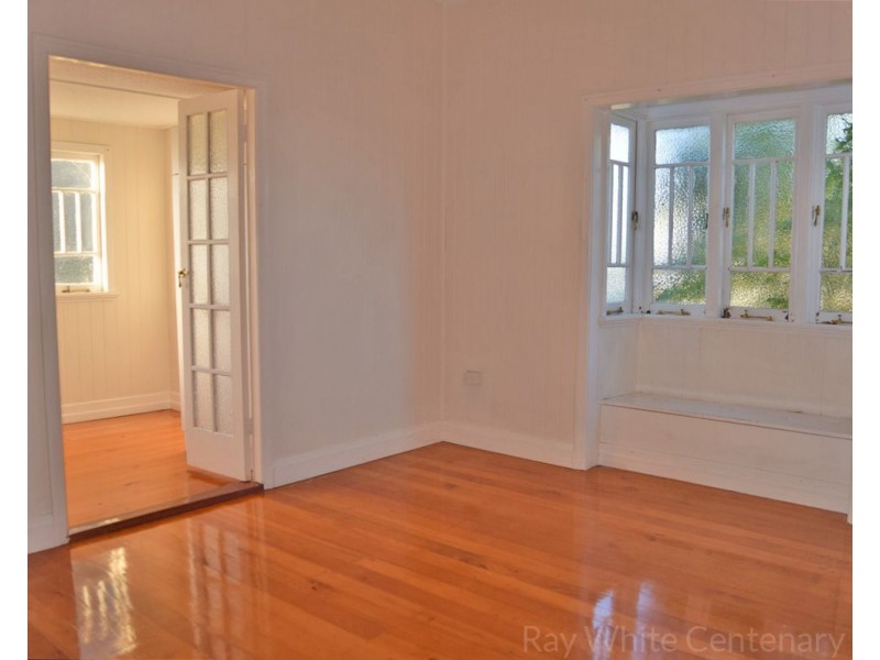 24 Booval Street, Booval QLD 4304