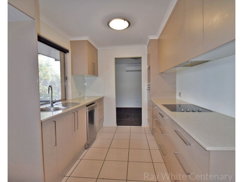 71 Drummond Street, Sinnamon Park QLD 4073