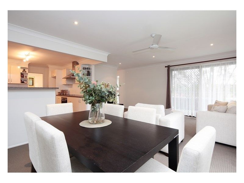 2 Ketch Street, Jamboree Heights QLD 4074