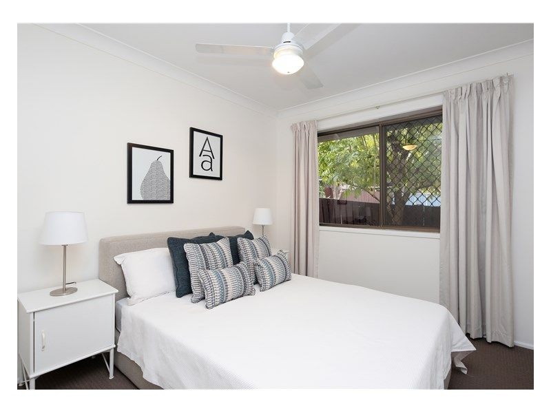 2 Ketch Street, Jamboree Heights QLD 4074