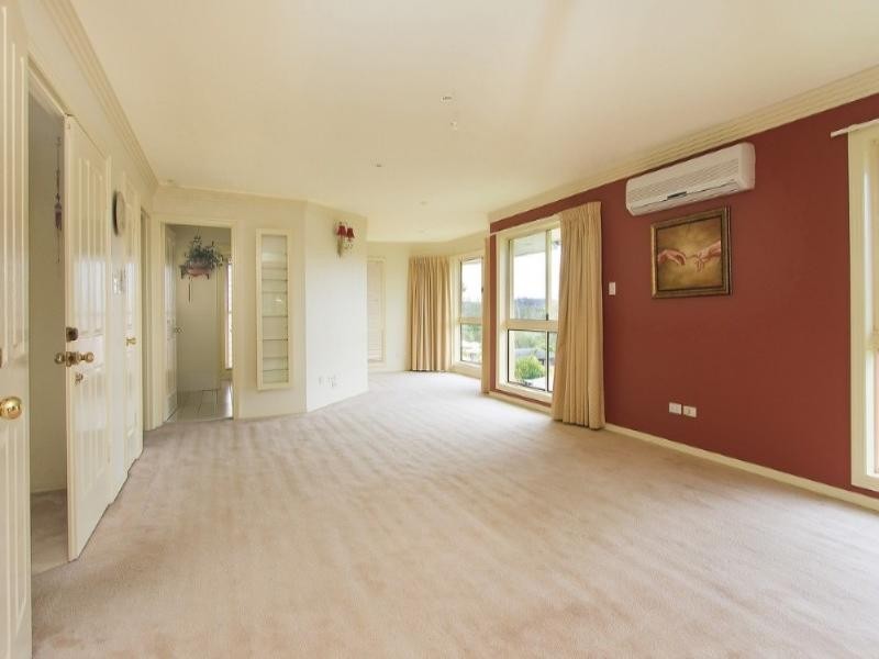 Sinnamon Park QLD 4073