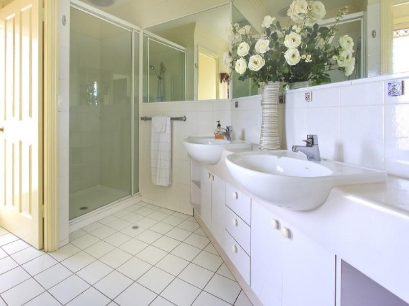 Sinnamon Park QLD 4073