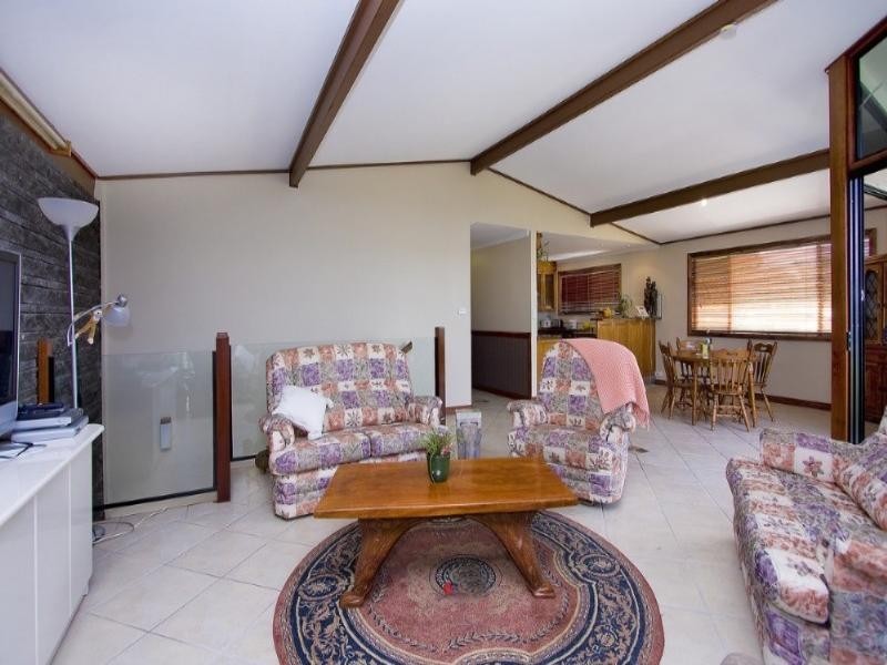 10 Looranah Street, Jindalee QLD 4074