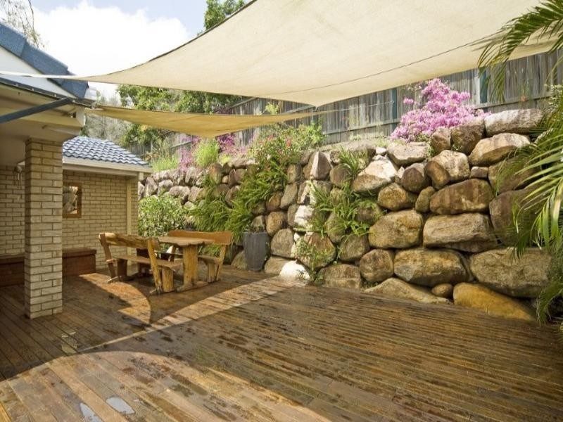 Seventeen Mile Rocks QLD 4073