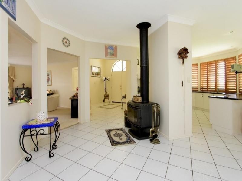 Sinnamon Park QLD 4073