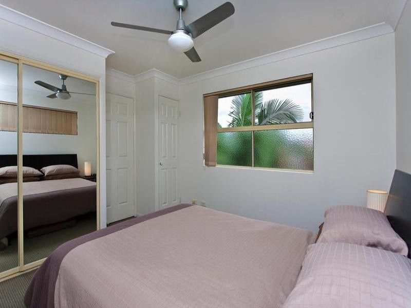 8/72 Earl Street, Greenslopes QLD 4120