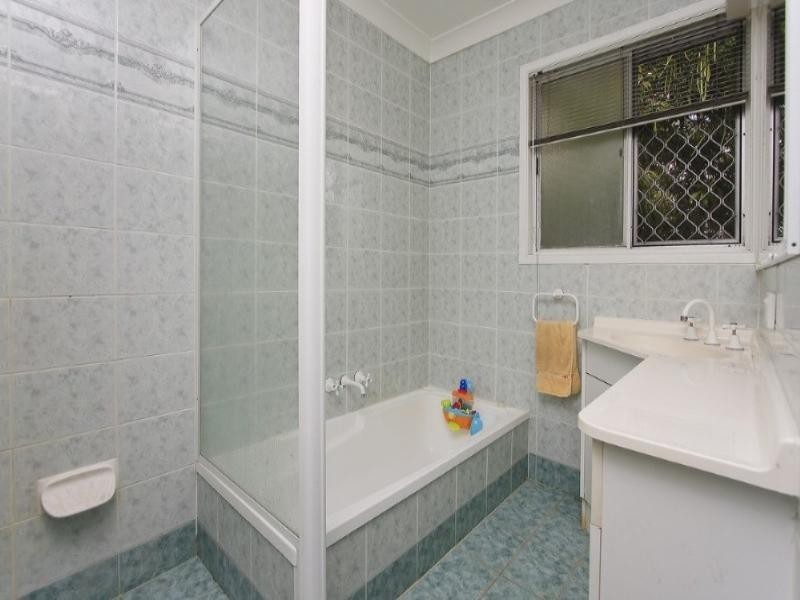 375 Seventeen Mile Rocks Road, Oxley QLD 4075