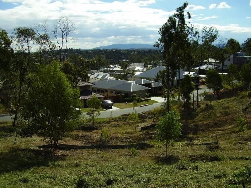 14 Casuarina Street, Seventeen Mile Rocks QLD 4073