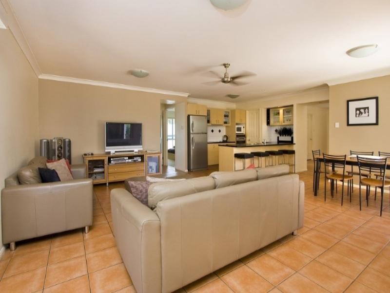 Sinnamon Park QLD 4073