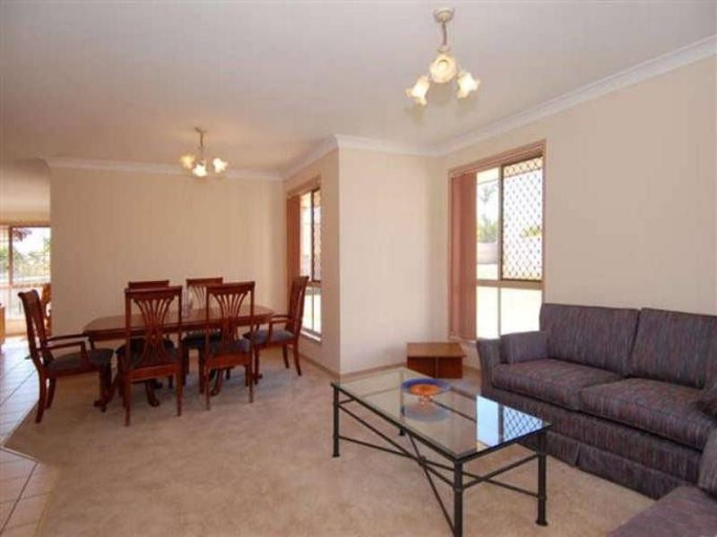 Sinnamon Park QLD 4073