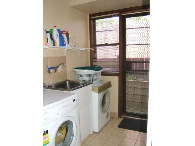 70 Pallert Street, Middle Park QLD 4074