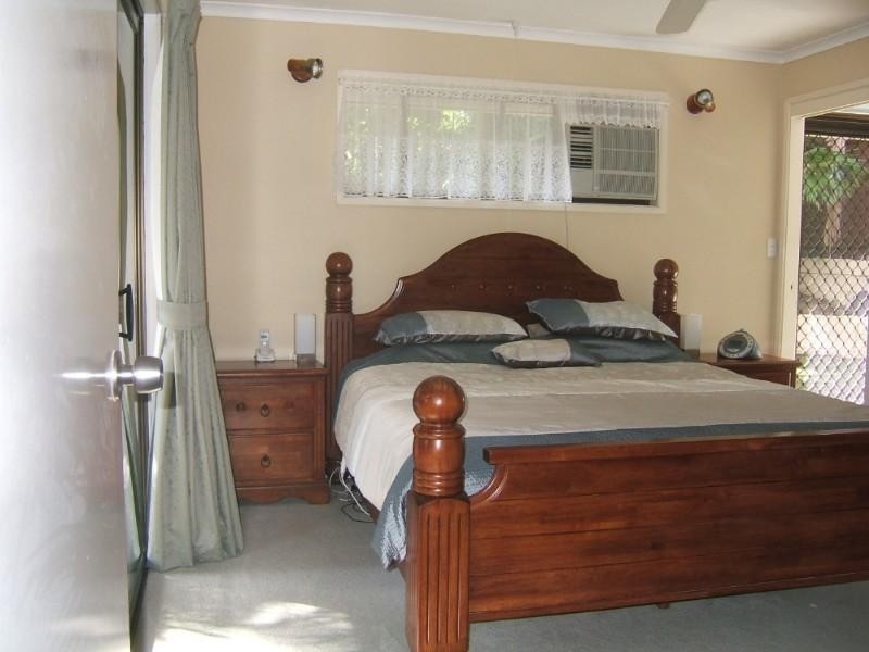 70 Pallert Street, Middle Park QLD 4074