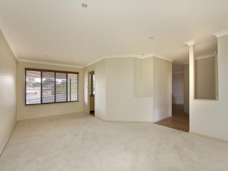 Sinnamon Park QLD 4073