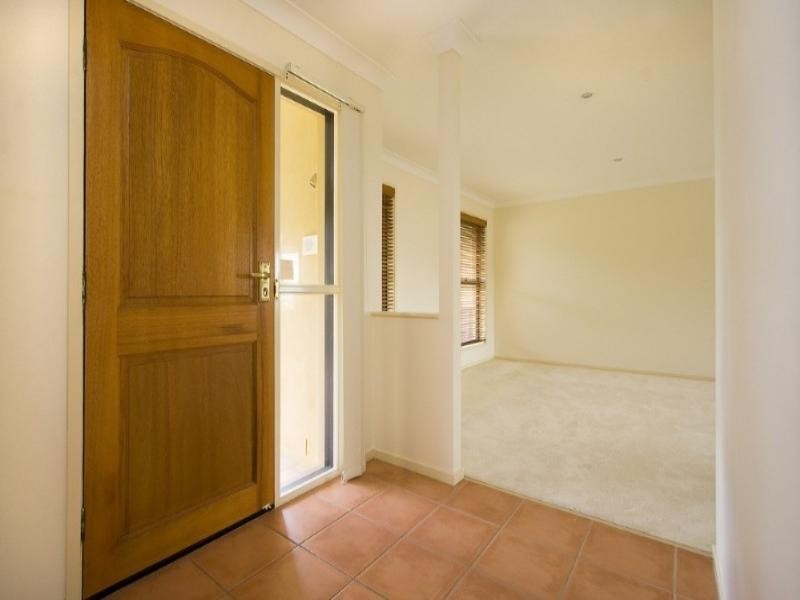 Sinnamon Park QLD 4073