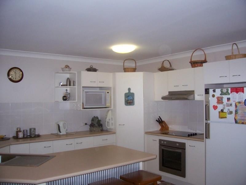 32 Loffs Road, Jamboree Heights QLD 4074