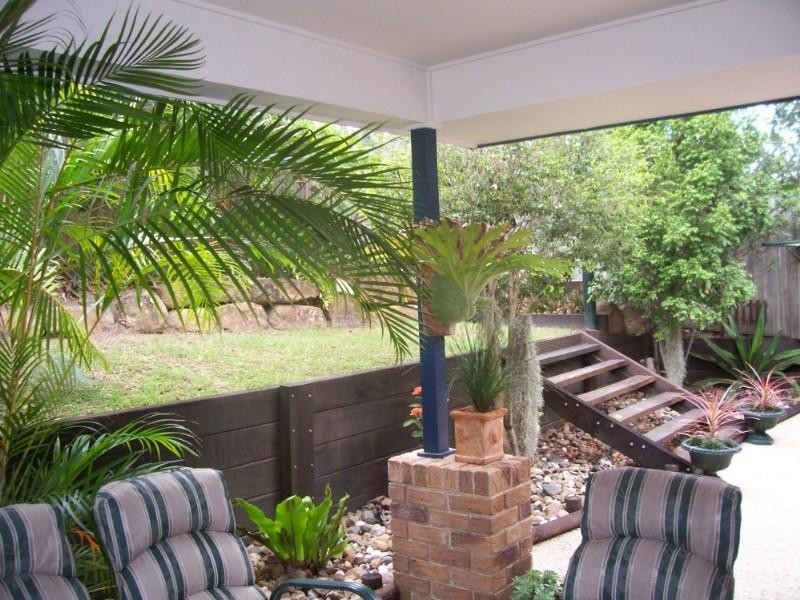 32 Loffs Road, Jamboree Heights QLD 4074