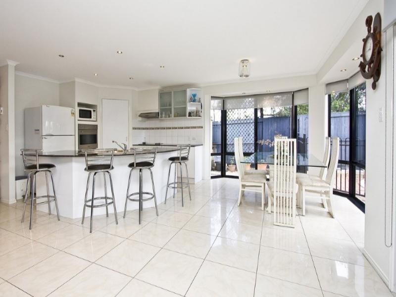 Forest Lake QLD 4078