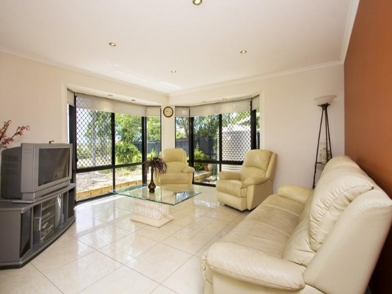 Forest Lake QLD 4078