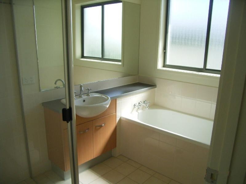 Mount Ommaney QLD 4074