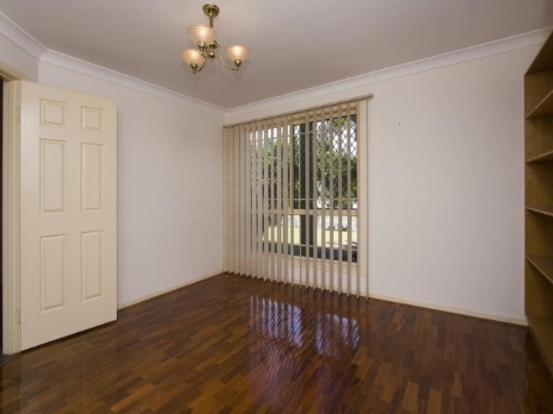 206 Arrabri Avenue, Mount Ommaney QLD 4074