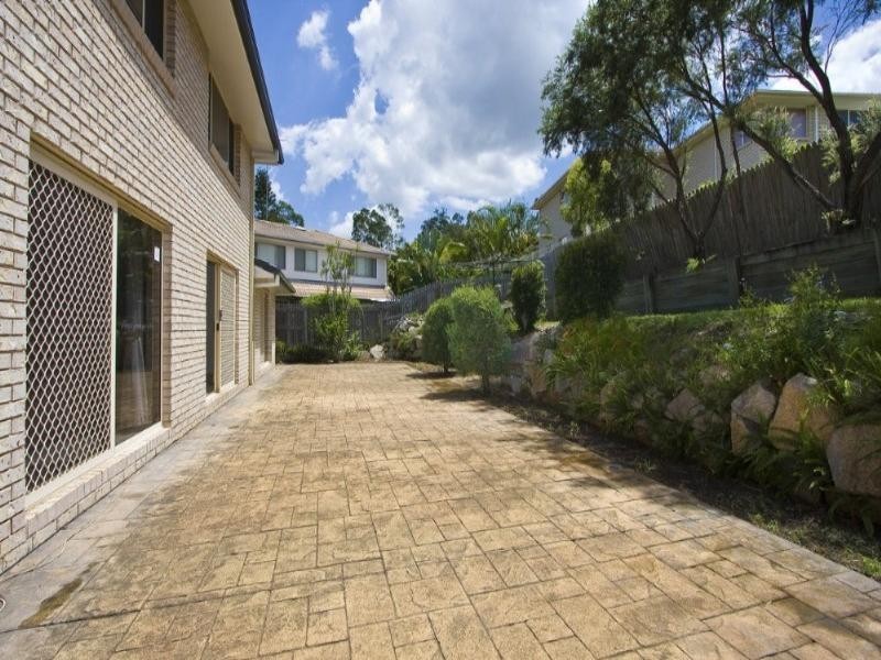 206 Arrabri Avenue, Mount Ommaney QLD 4074