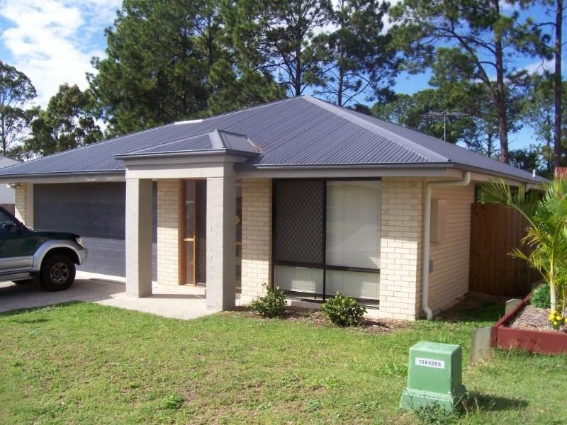 13 Highland Place, Forest Lake QLD 4078