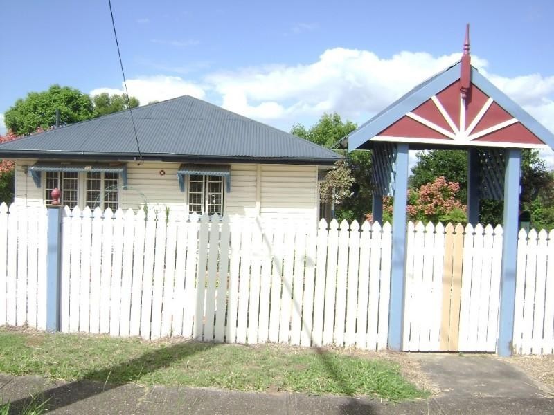 119 Azalea Street, Inala QLD 4077