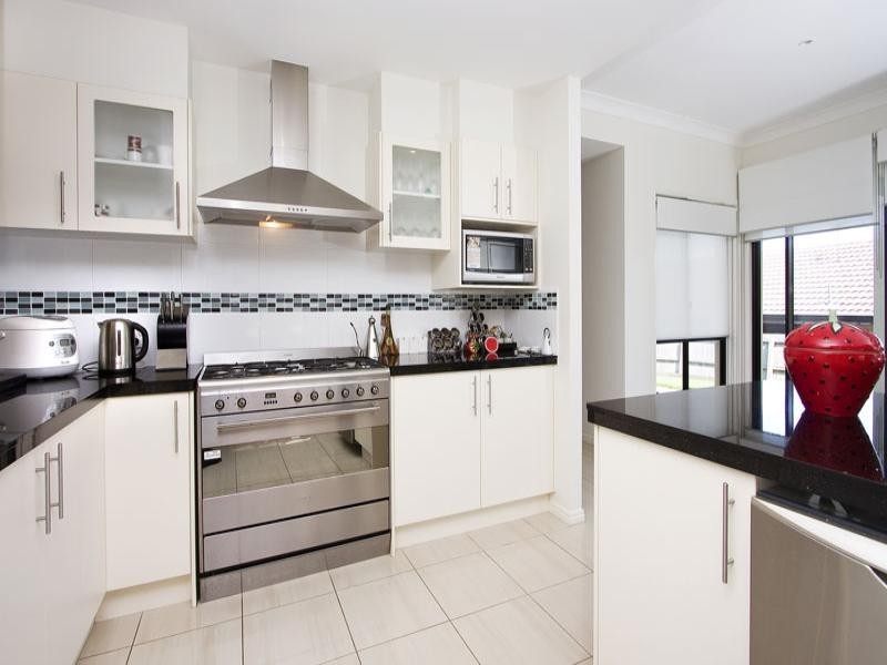 16 Ridge View Place, Springfield Lakes QLD 4300