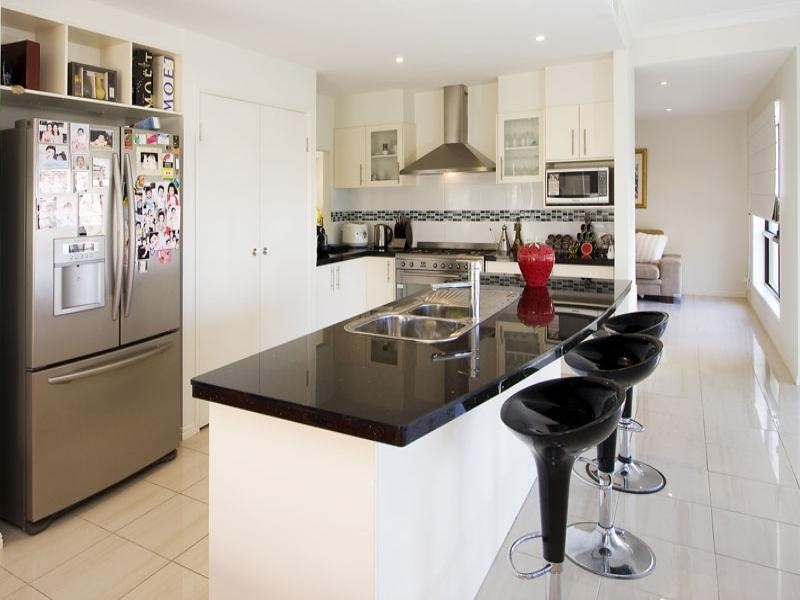 16 Ridge View Place, Springfield Lakes QLD 4300