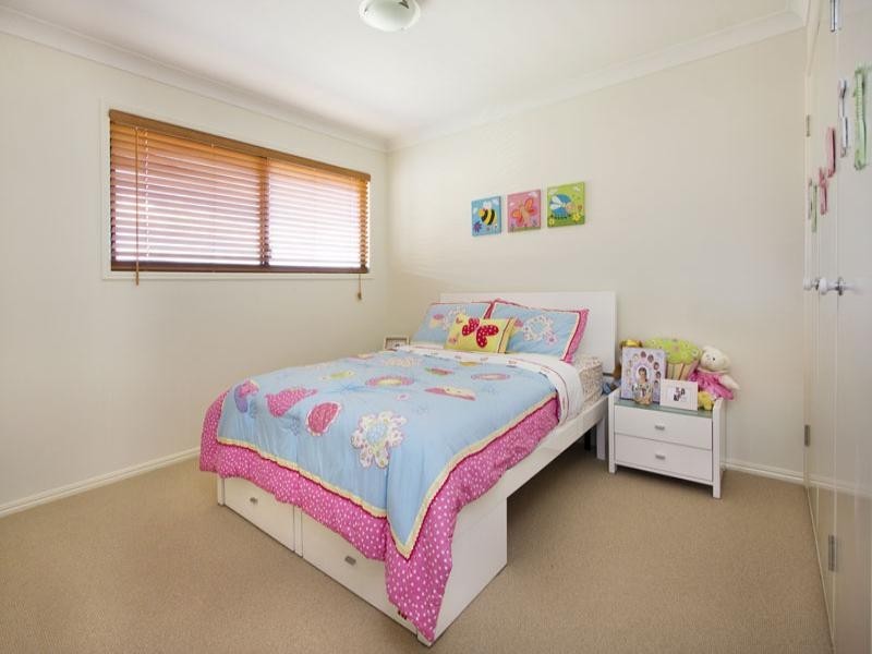 16 Ridge View Place, Springfield Lakes QLD 4300