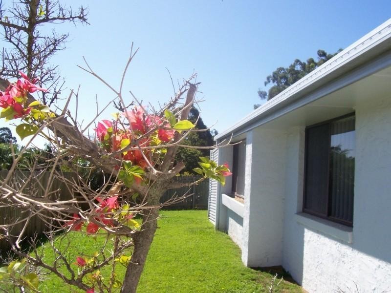 4 Melody Street, Jamboree Heights QLD 4074