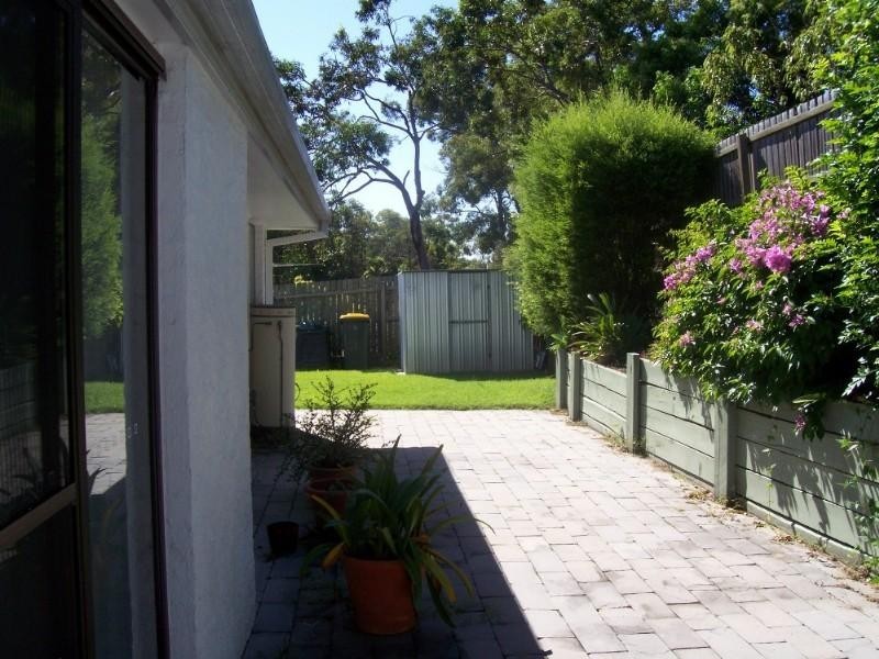 4 Melody Street, Jamboree Heights QLD 4074