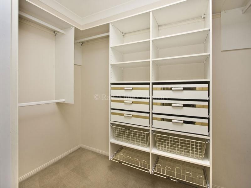 3/15 Abel Smith Crescent, Mount Ommaney QLD 4074