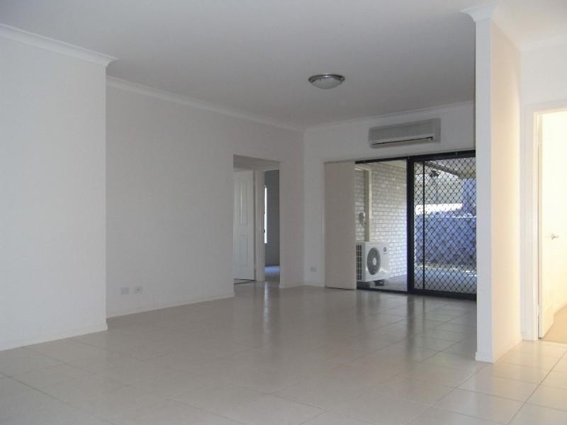 16 Jason Street, Sinnamon Park QLD 4073