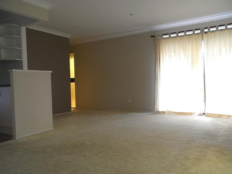 2 Ketch Street, Jamboree Heights QLD 4074