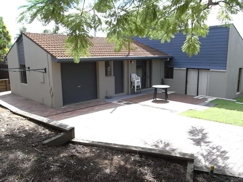 2 Ketch Street, Jamboree Heights QLD 4074