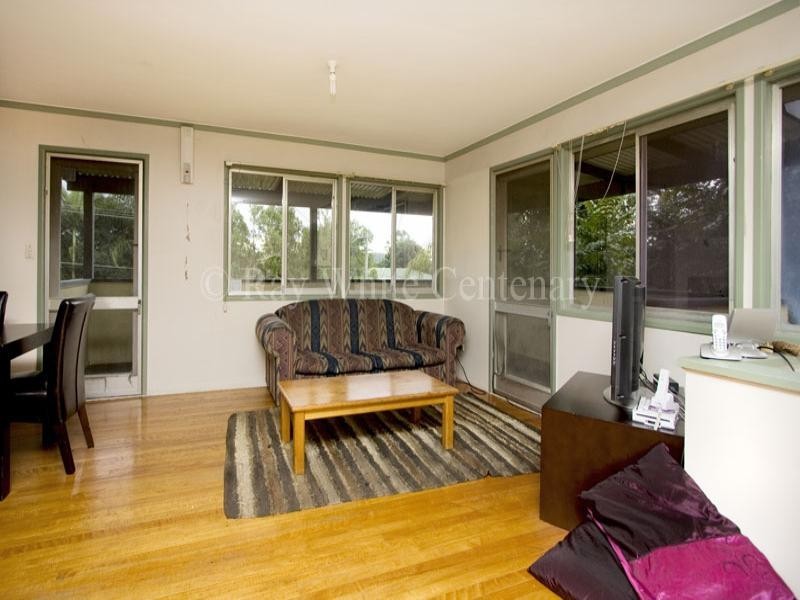 Jamboree Heights QLD 4074