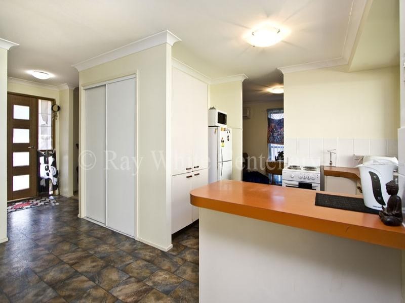 72 Hazelton Street, Riverhills QLD 4074