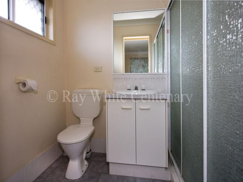 15 Wallaroo Way, Doolandella QLD 4077