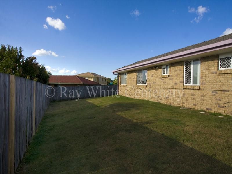 15 Wallaroo Way, Doolandella QLD 4077