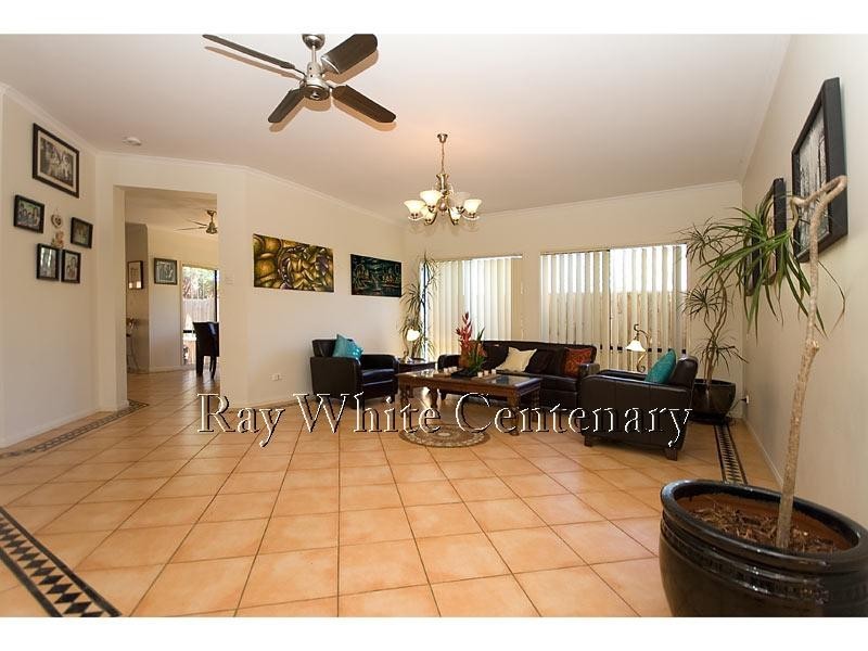 40 Catalina Circuit, Forest Lake QLD 4078