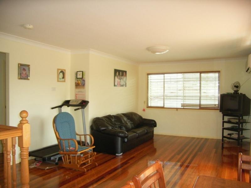 12 Horizon Drive, Jamboree Heights QLD 4074